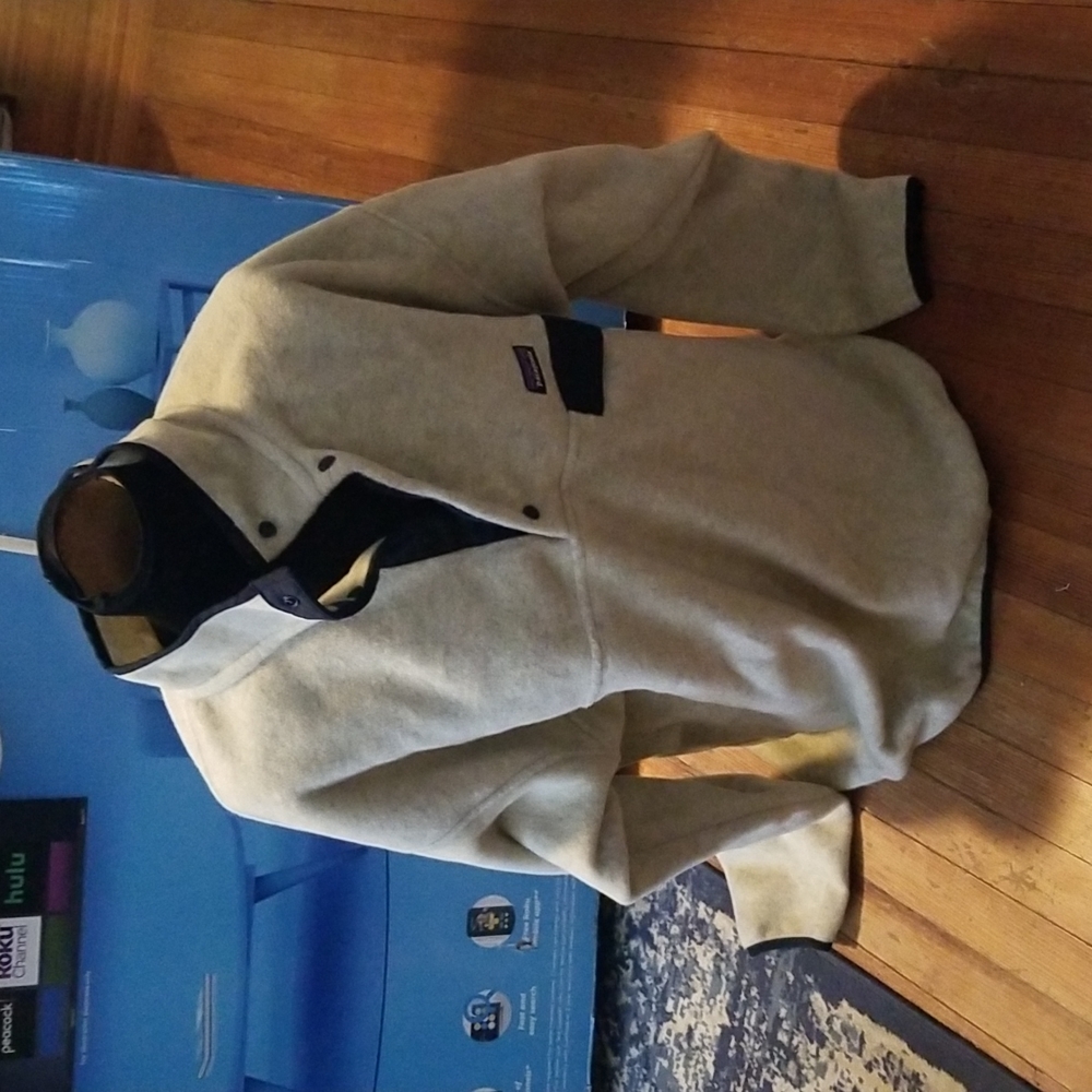 Patagonia sweater, size XL, tan, blue